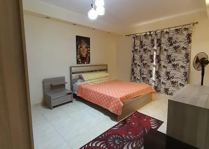 فلورينزا خمسين * Hurghada